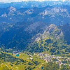 Flugwegposition um 12:43:03: Aufgenommen in der Nähe von Gemeinde Untertauern, Österreich in 3000 Meter